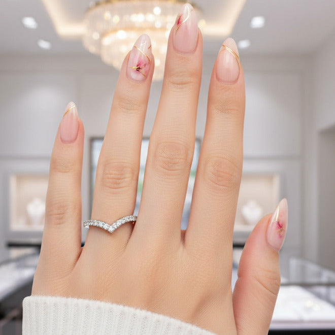 Round Diamond V Ring Band-Black Diamonds New York