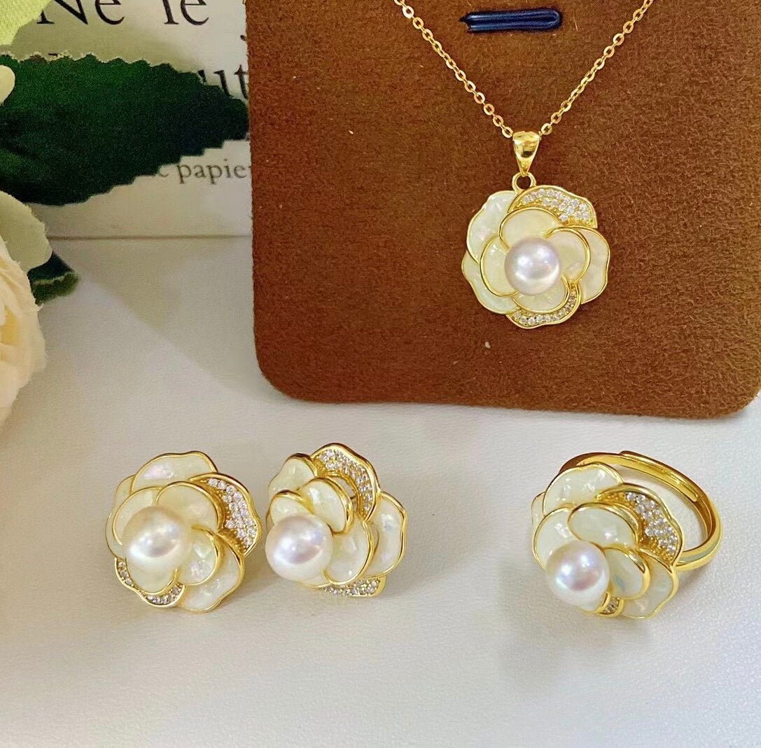 Shell Flower Natural Freshwater Pearl Jewelry Set-Black Diamonds New York