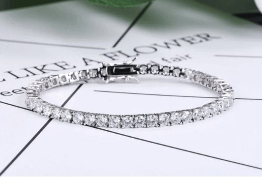 Simple White Round Cut Bracelet-Black Diamonds New York