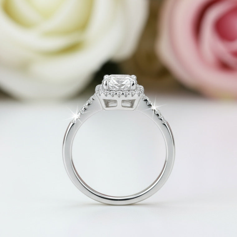 Solitaire Diamond Engagement Ring-Black Diamonds New York