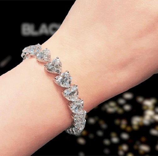 Stunning Heart Cut Bracelet In White Gold-Black Diamonds New York