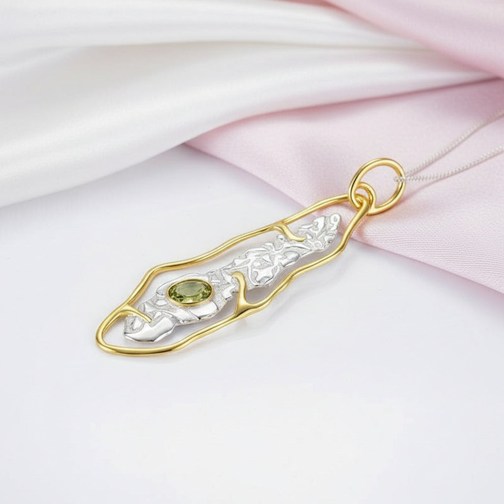 Stylish Peridot Pendant-Black Diamonds New York