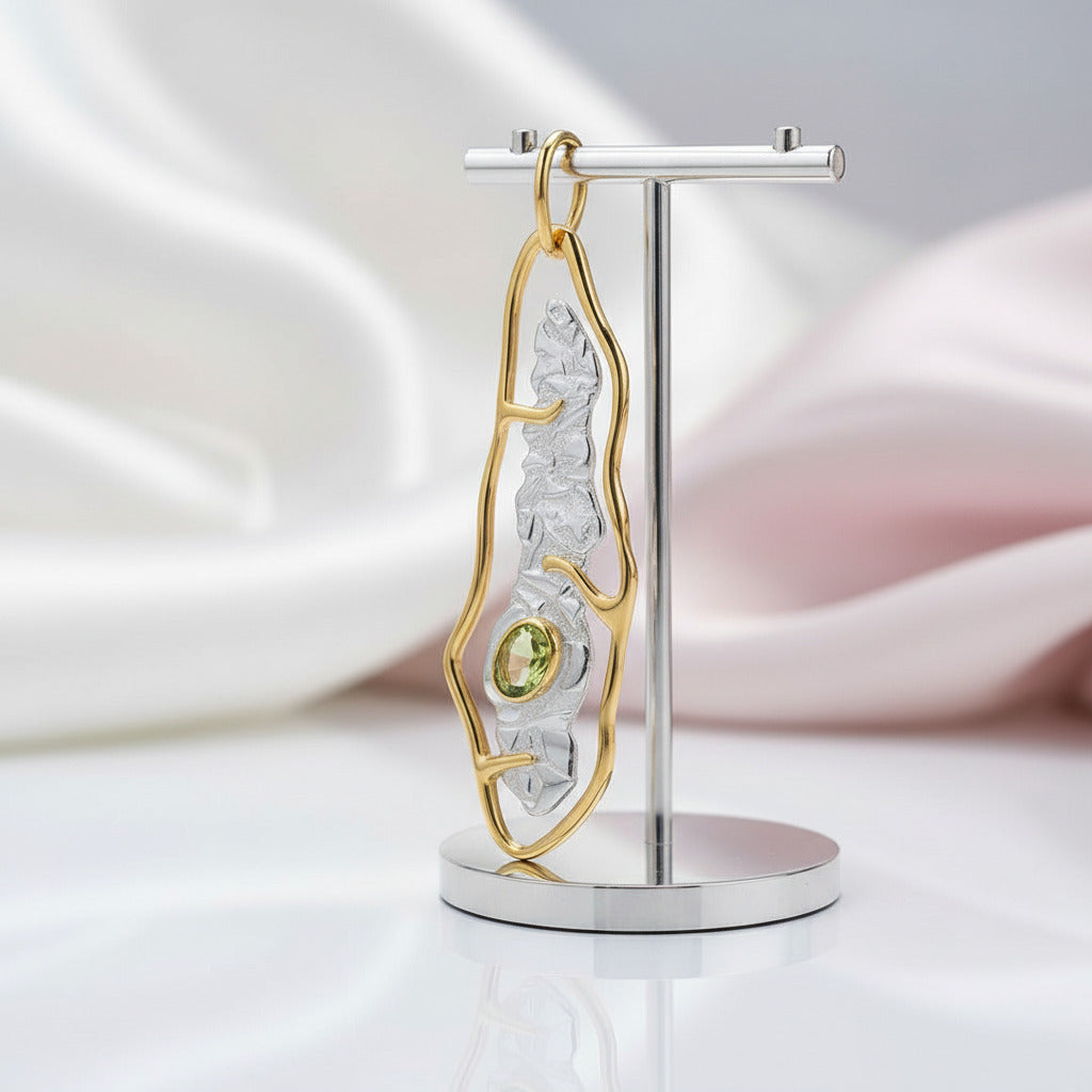 Stylish Peridot Pendant-Black Diamonds New York