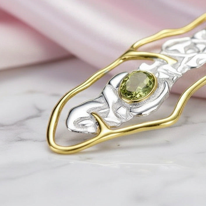Stylish Peridot Pendant-Black Diamonds New York