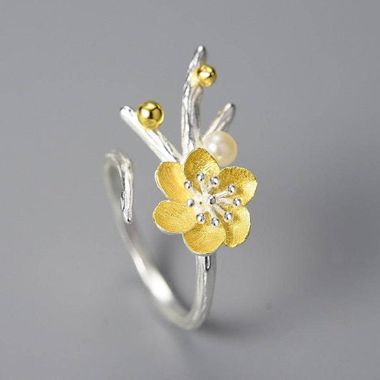 Vintage Winter Blossom & Snow Flower Ring-Black Diamonds New York