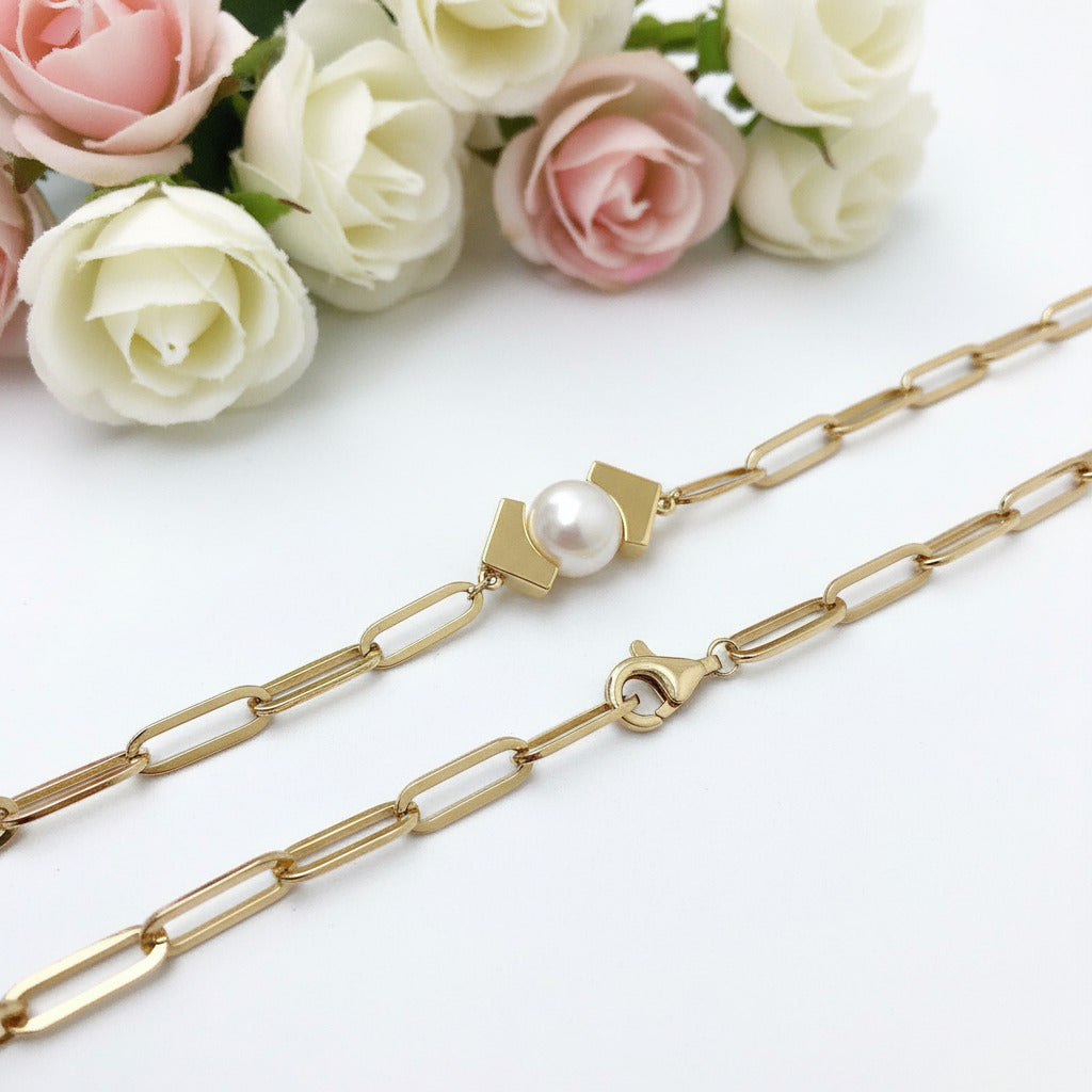White Freshwater Pearl 18K Yellow Gold Necklace-Black Diamonds New York